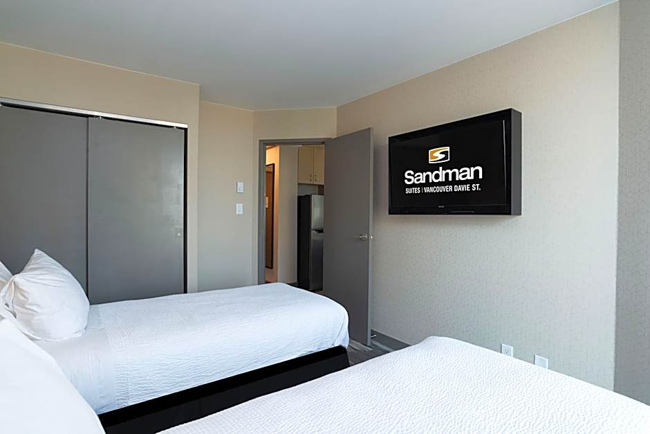 Sandman Suites Vancouver on Davie