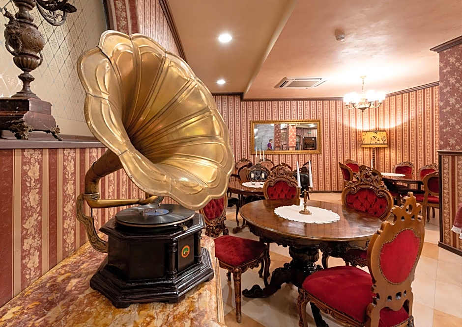 Real Hotel