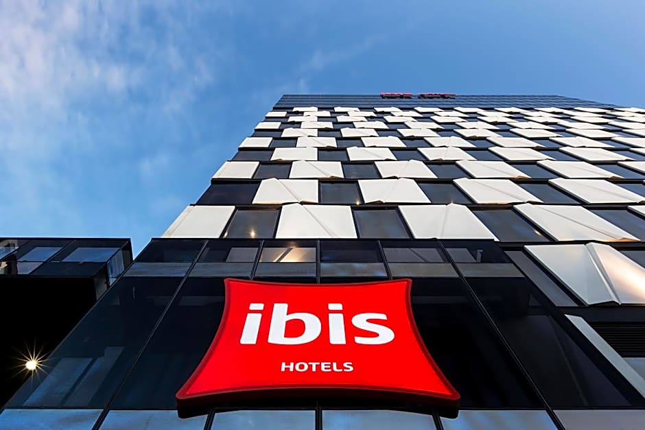 ibis Adelaide