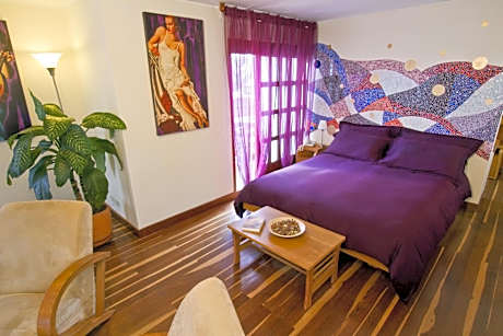 Queen Suite