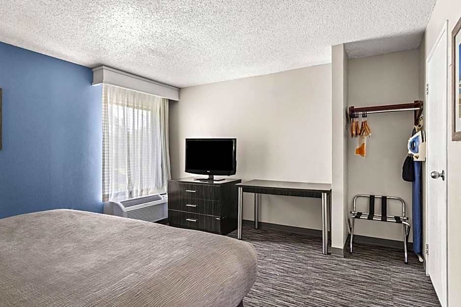 Quality Inn Jacksonville - Orange Park near Naval Air Station