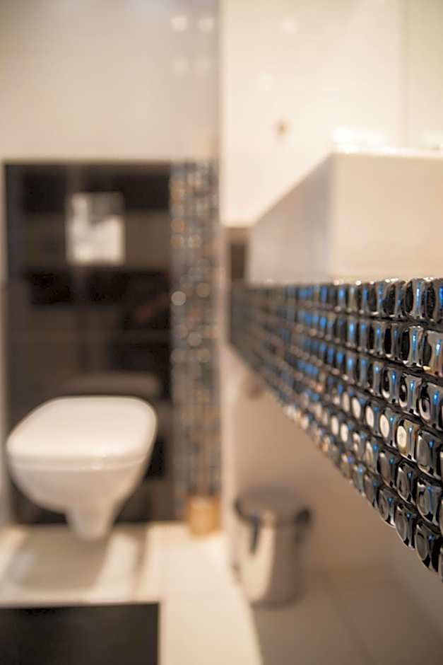 Platinum Towers Country 2 Country