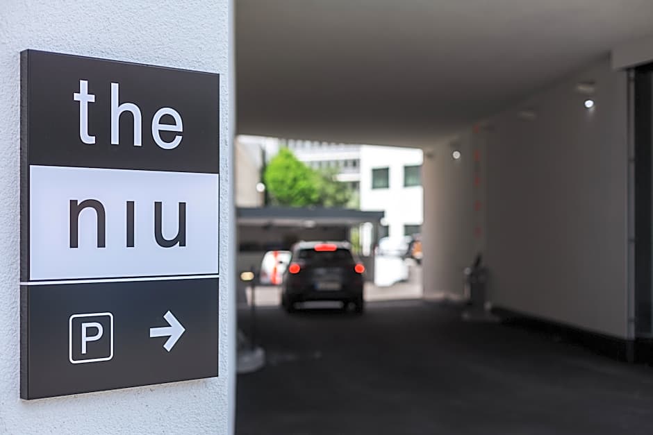 Holiday Inn - the niu, Form Stuttgart Feuerbach