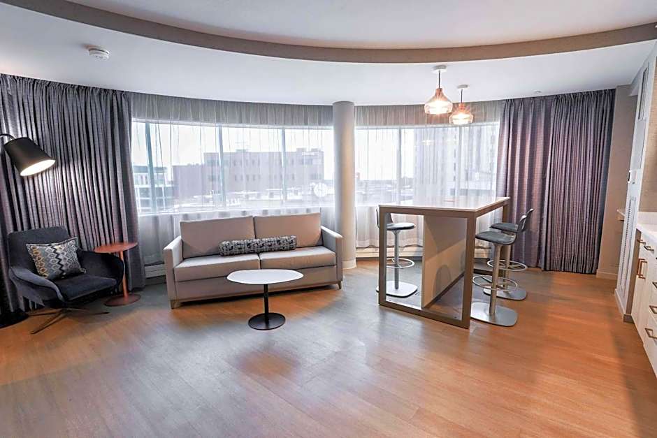 Radisson Plaza Hotel at Kalamazoo Center