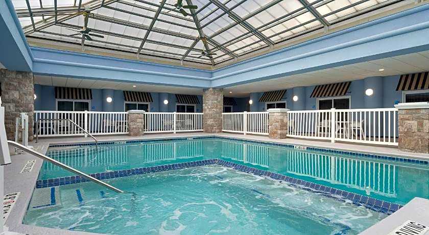 Holiday Inn Express Hotel & Suites Saginaw By IHG