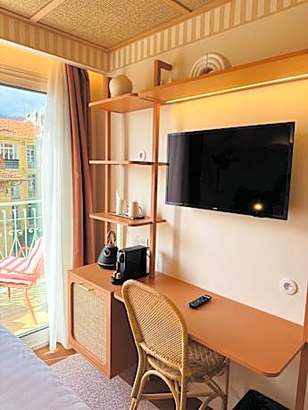 Jasmine Room - Privilege with Balcony