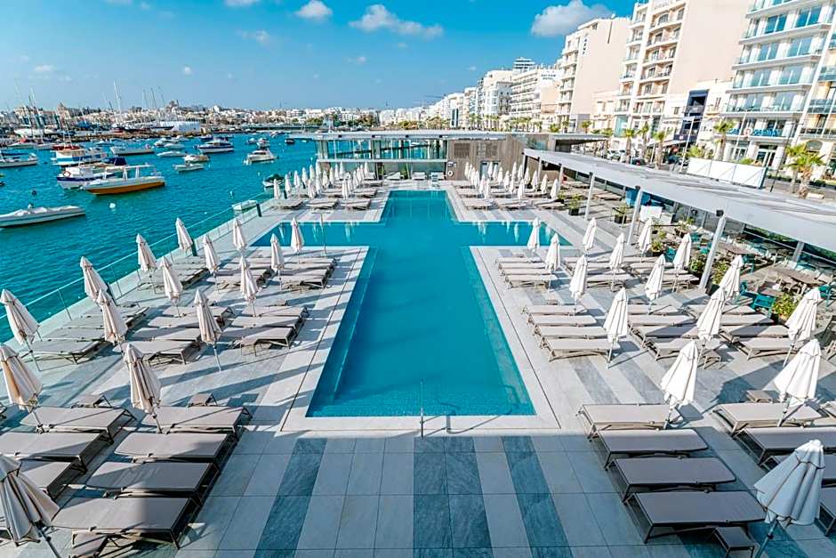 Blubay Apartments by ST Hotels