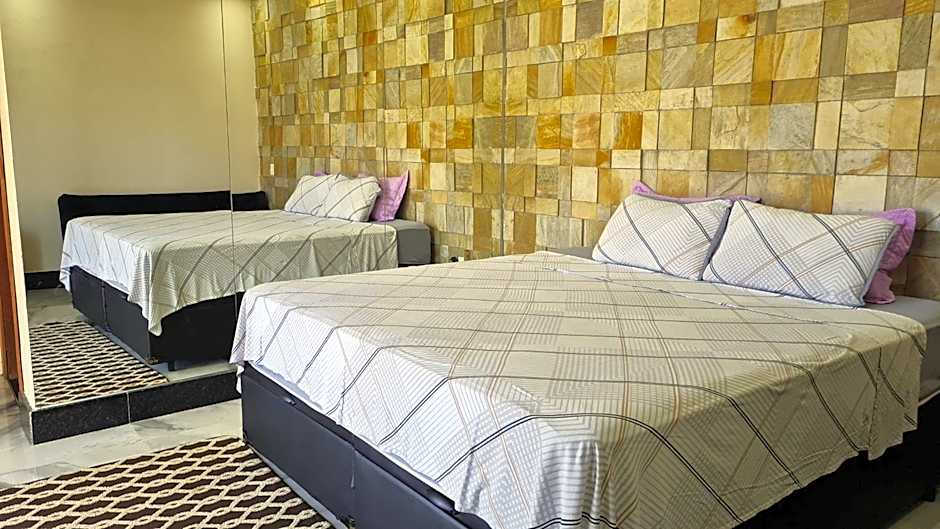 Chalé defronte Lagoa na Serra do Cipó próximo a Cachoeira Grande, Cachoeira do Pedrão e Cachoeira Véu da Noiva