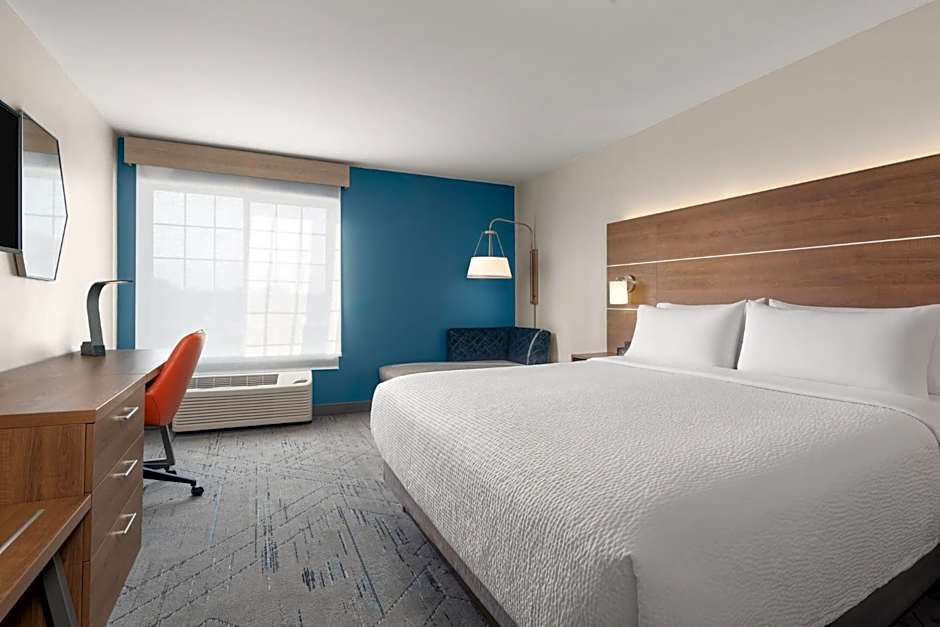 Holiday Inn Express & Suites Harrison By IHG