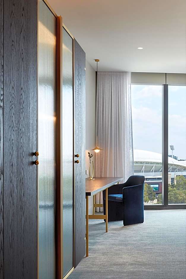Eos by SkyCity