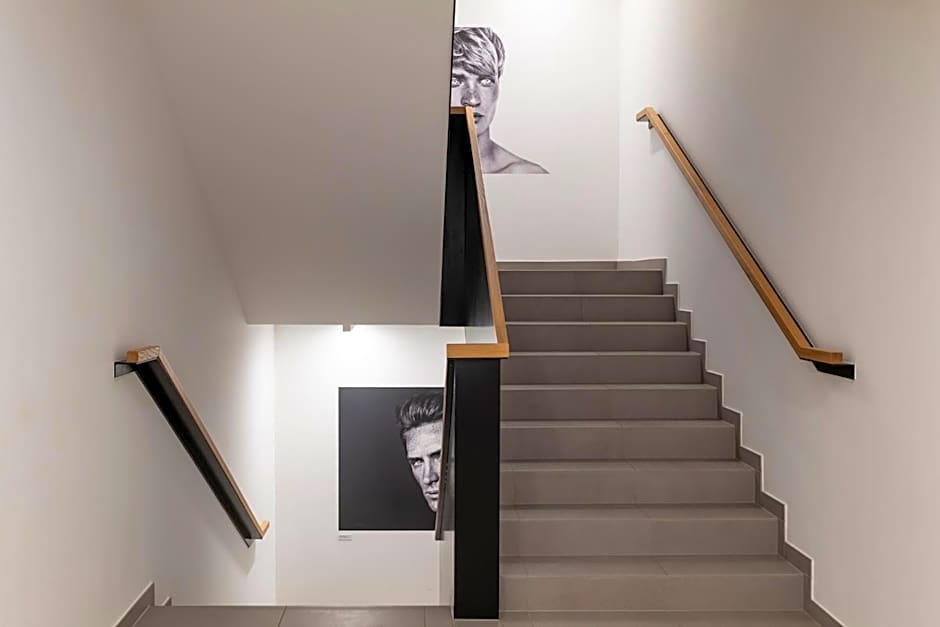 Vienna House by Wyndham Ernst Leitz Wetzlar