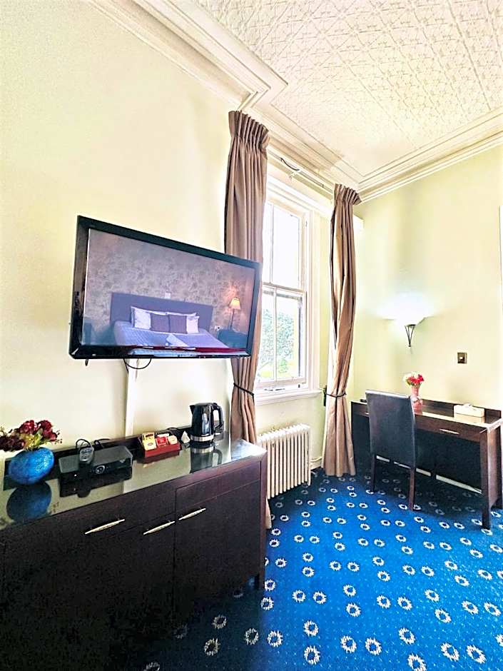 The Esplanade Hotel