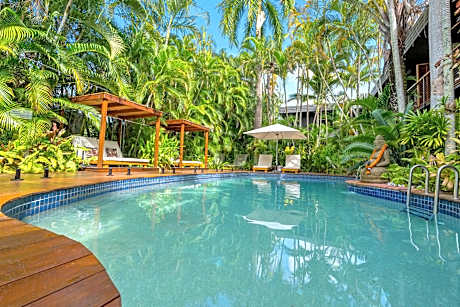 The Palms At Palm Cove