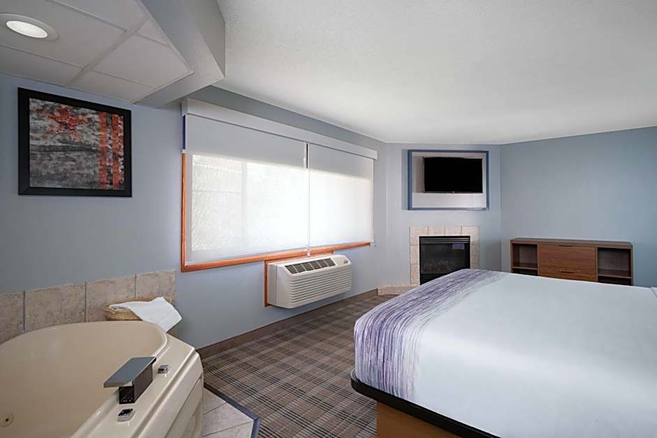 AmericInn by Wyndham Baldwin