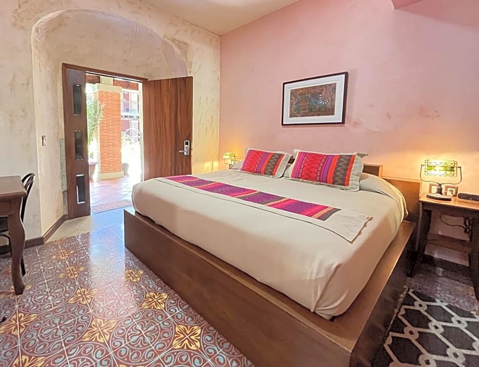 Hotel Siglo XVII Art Gallery