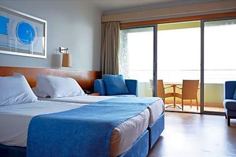 Superior Double or Twin Room with Sea View