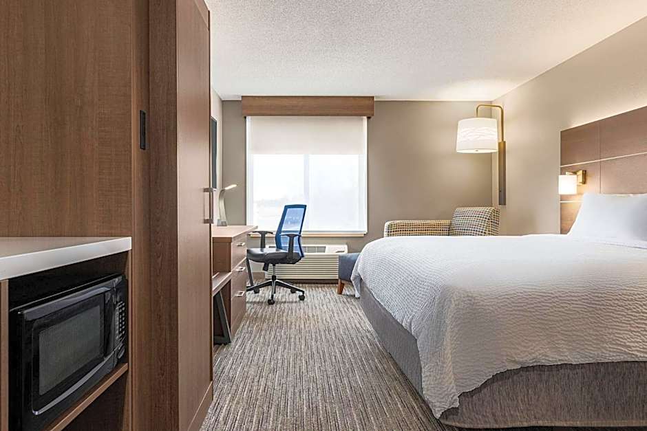 Holiday Inn Express Hotel & Suites Anniston/Oxford By IHG