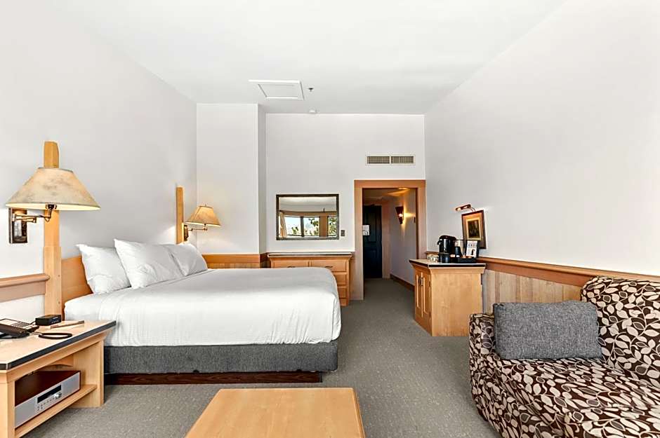 Sun Mountain Lodge