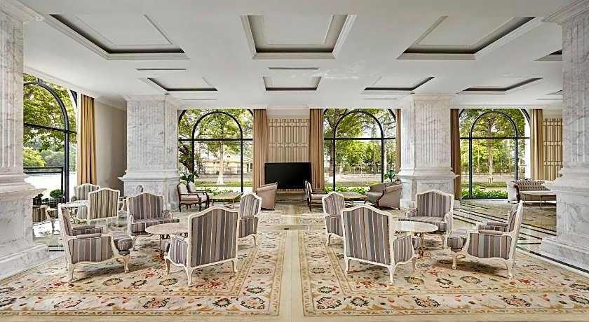 Four Points by Sheraton Lang Son