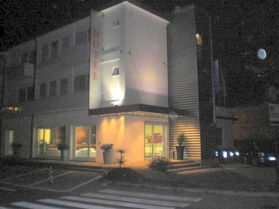Hotel Paradiso