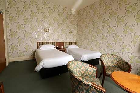 Twin Room with Sea View