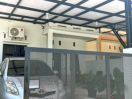 Noi Guest House Rumah 100m2 dengan 2 kamar tidur