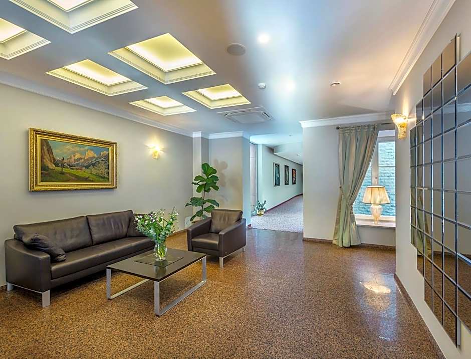 Ratonda Centrum Hotels