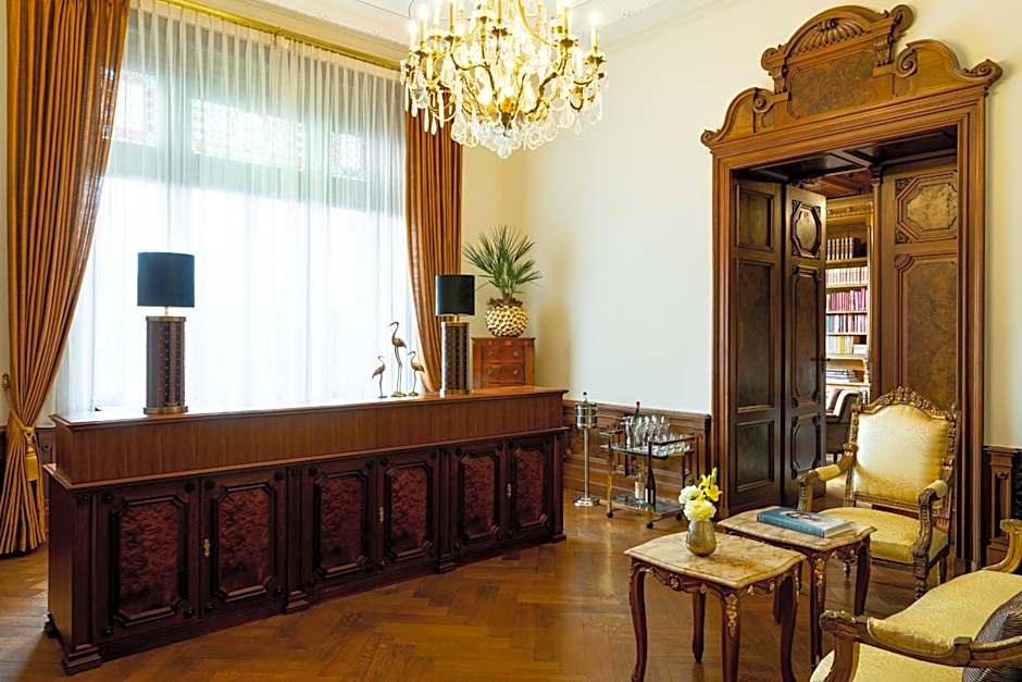 Schloss Lieser, Autograph Collection