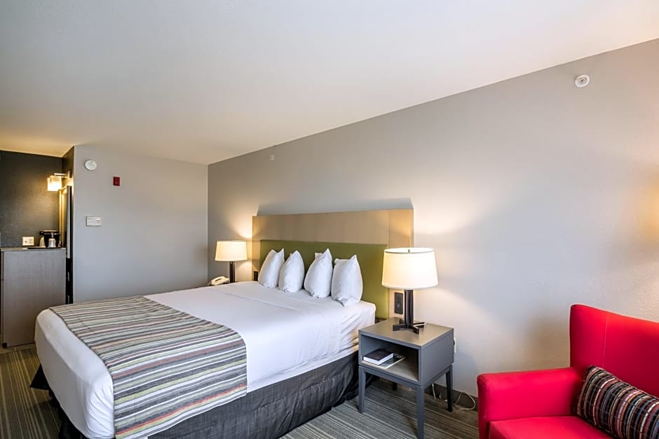 Country Inn & Suites by Radisson, Fond du Lac, WI