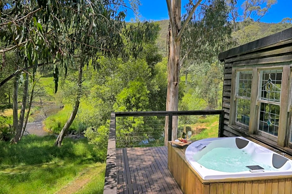 Toorongo River Chalets
