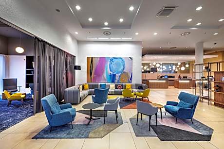 Courtyard By Marriott Prague Airport