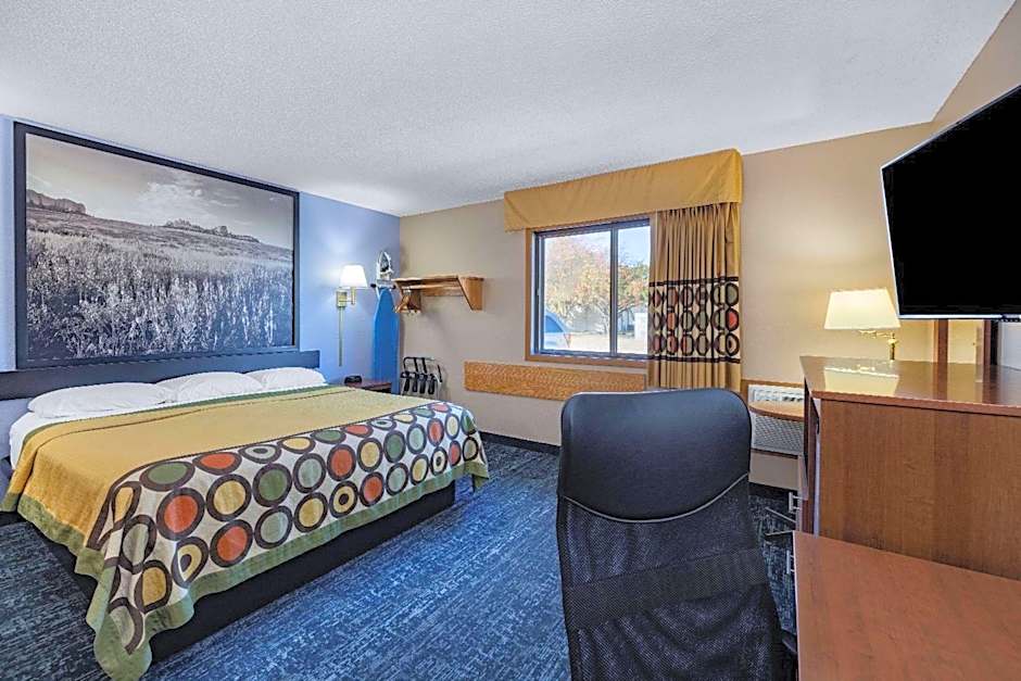 Super 8 by Wyndham Valentine NE