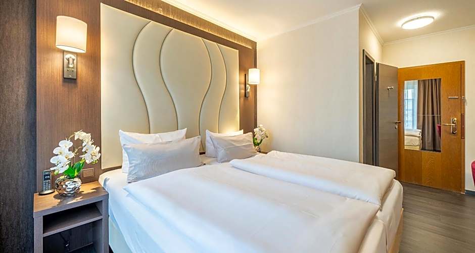 PLAZA INN Schmöker-Hof