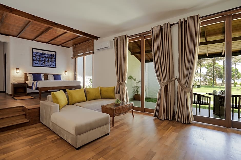 Hibiscus Beach Hotel