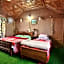 Golden Hopes Group of Houseboats