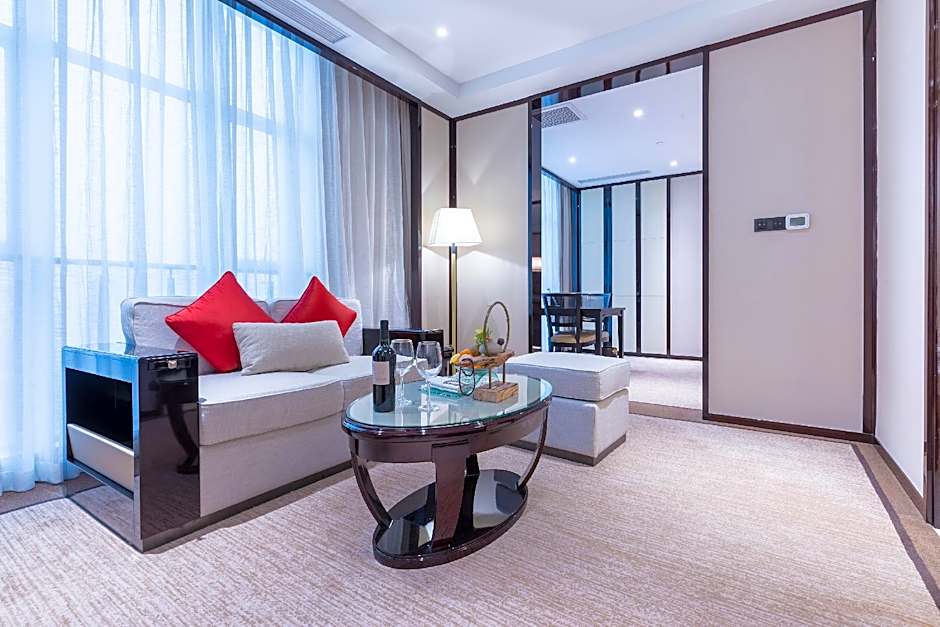 Wyndham Grand Plaza Royale Ningbo