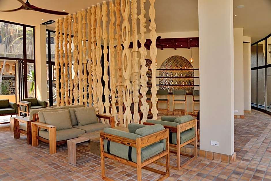 Hwange Safari Lodge
