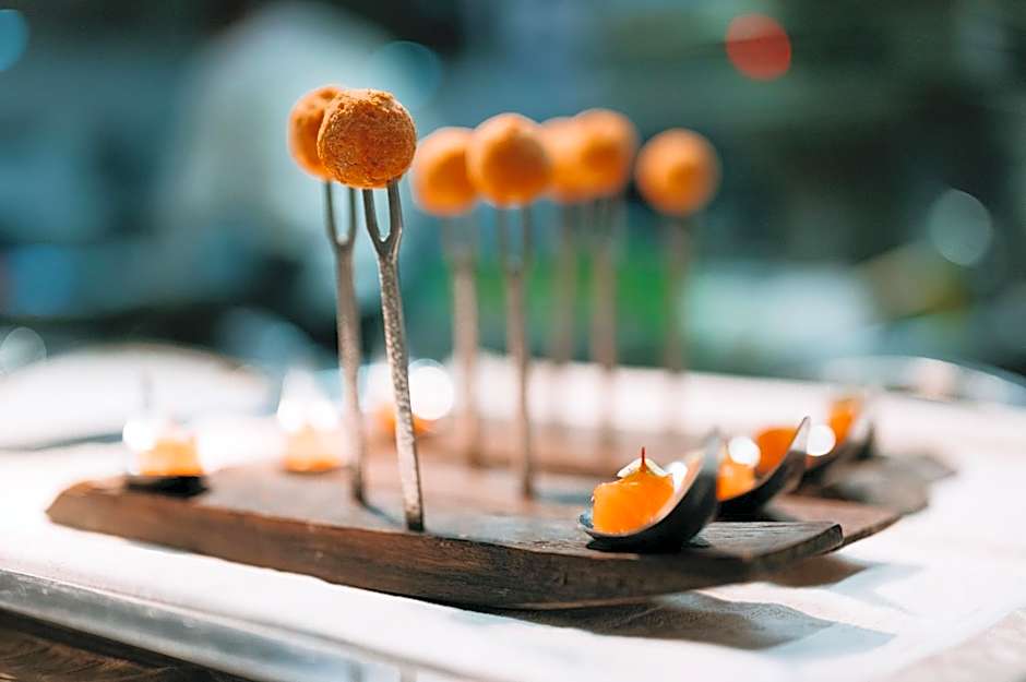 Domaine Riberach - Restaurant étoilé - Spa - Piscine naturelle - Vignoble bio