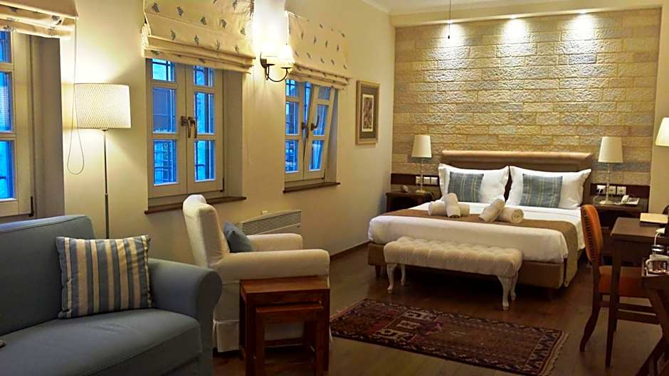 Gamila Rocks Mountain Hotel