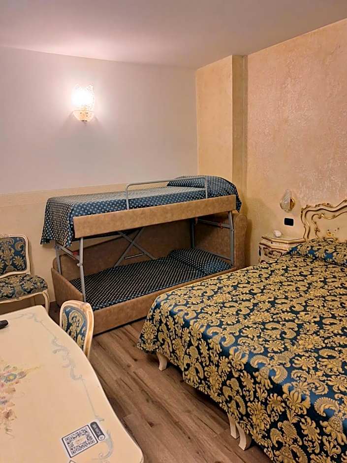 Hotel Confine