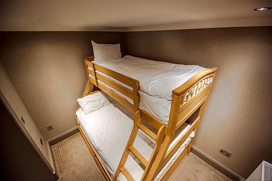 Bowfield Hotel & Country Club