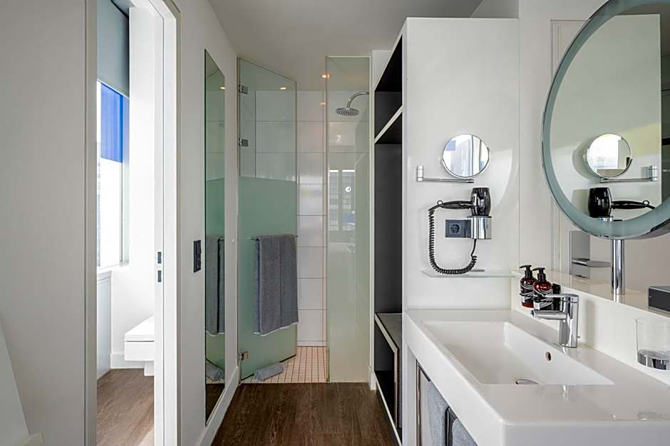 INNSiDE Düsseldorf Hafen