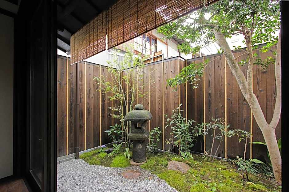 Momohana an Machiya House