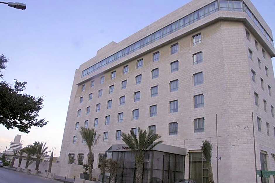 Le Vendome Hotel