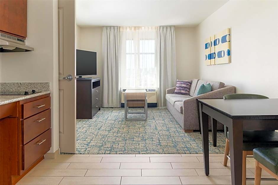 Homewood Suites by Hilton Wauwatosa Milwaukee