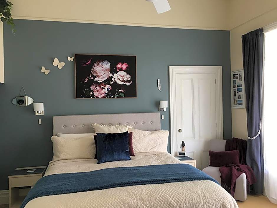 Chelsea House Bed & Breakfast