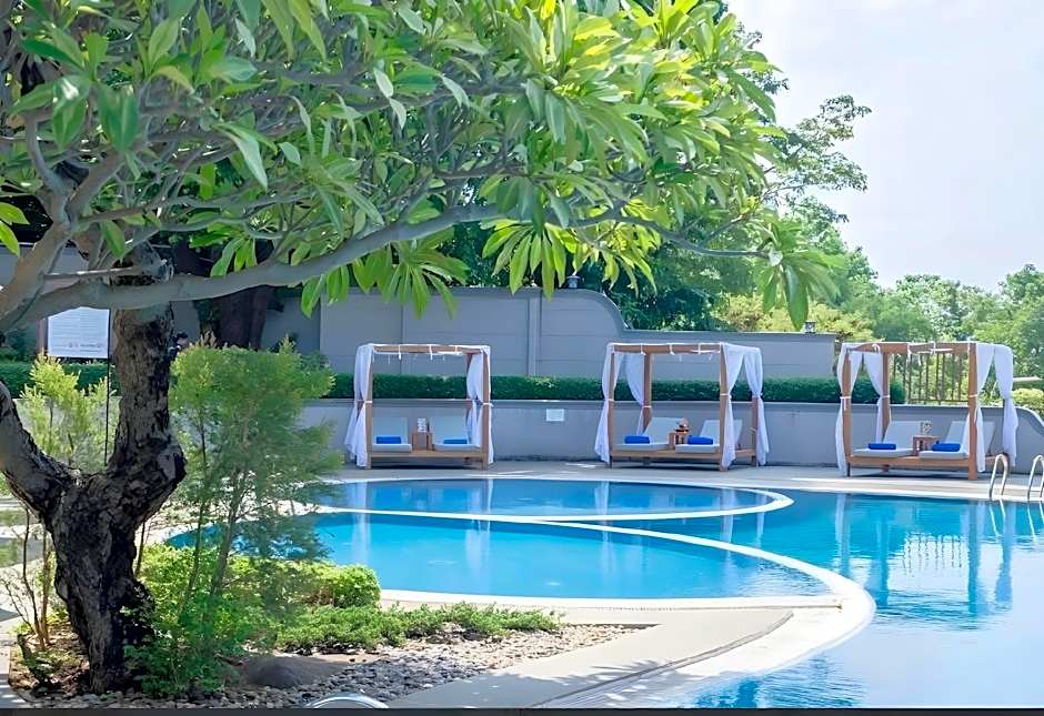 Champasak Grand Hotel