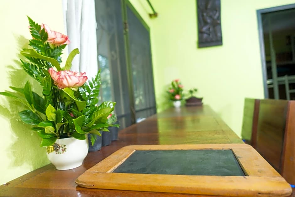 Plus Hostel Ayutthaya