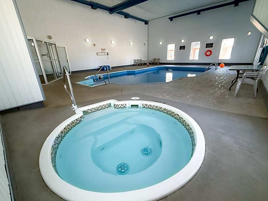 Super 8 by Wyndham Medicine Hat AB