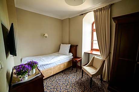 Single Room with Bathroom